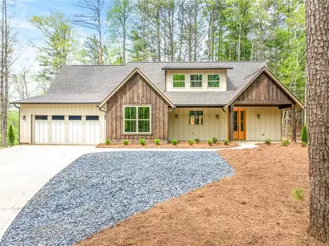 134 Nectar Ln, Ellijay, GA 30540