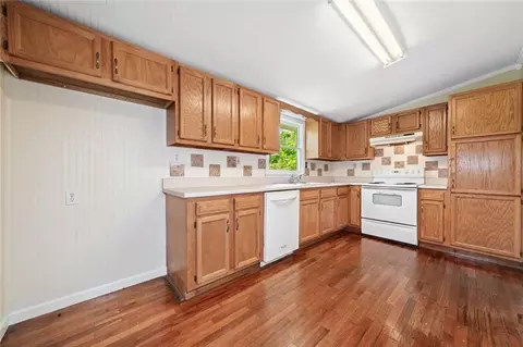 Kitchen - 164 Cherokee Ave, Ball Ground, GA 30107 photo 1 of 2