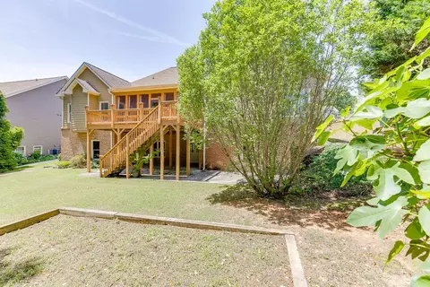 Exterior - 2041 Democracy Dr, Buford, GA 30519 photo 7 of 10