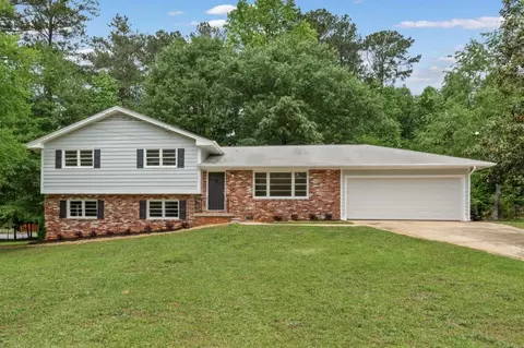 3918 Oberlin Ct, Tucker, GA 30084