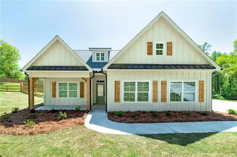 8370 Pleasant Grove Cir, Gainesville, GA 30506