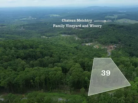 39 High Summit Dr, Talking Rock, GA 30175