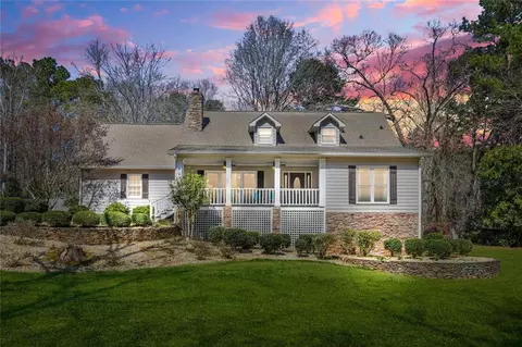 65 Deer Run Ln, Mcdonough, GA 30252