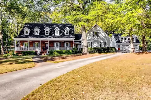 965 Sundew Dr SE, Conyers, GA 30013