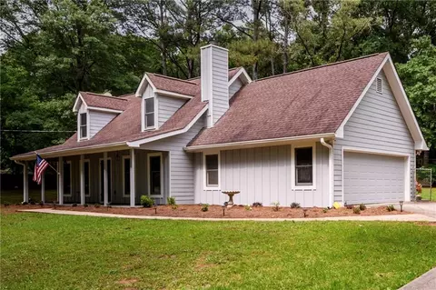 60 Valley Rd, Covington, GA 30016