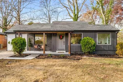 1377 Dorothy Dr, Decatur, GA 30030