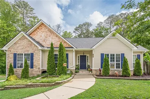 188 Cooper Creek Dr, Dallas, GA 30157