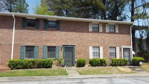 6354 Shannon Pkwy #13C, Union City, GA 30291