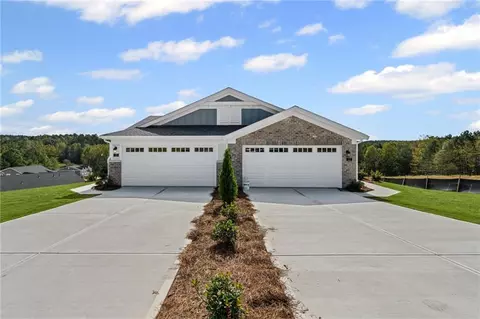 15 Village Dr, Dawsonville, GA 30534