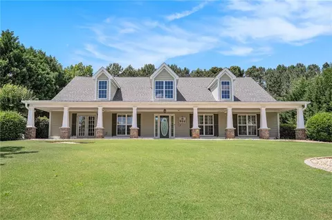 130 Honey Ln, Fayetteville, GA 30214