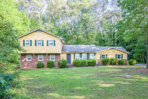 2037 Cliffton Ter, Snellville, GA 30039