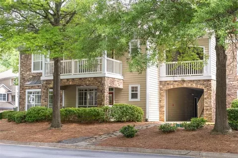 311 Pembrooke Cir, Alpharetta, GA 30004