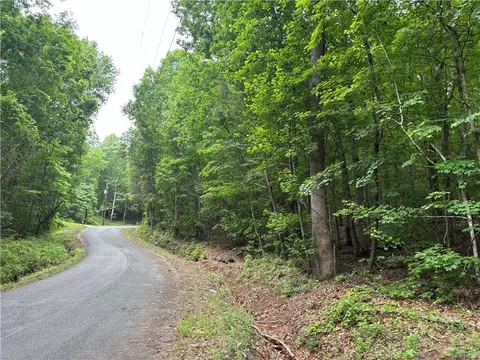 0 Navajo Trl, Rydal, GA 30171