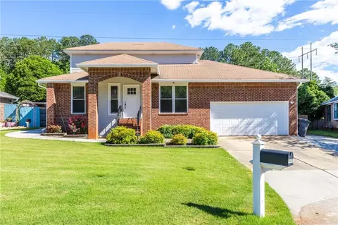1480 Shady Cove Ln, Lawrenceville, GA 30043
