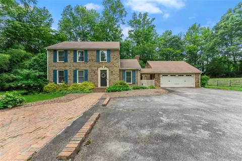 3714 Indian Springs Rd, Gainesville, GA 30506