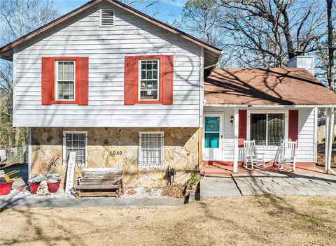 1040 Forest East Dr, Stone Mountain, GA 30088
