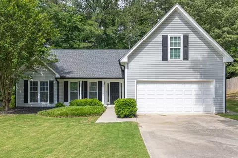 620 Alcovy Springs Dr, Lawrenceville, GA 30045