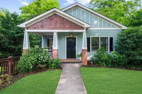 2324 Oakview Rd NE, Atlanta, GA 30317