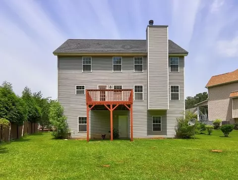 Exterior - 347 Cobblestone Ct, Hampton, GA 30228 photo 5 of 7