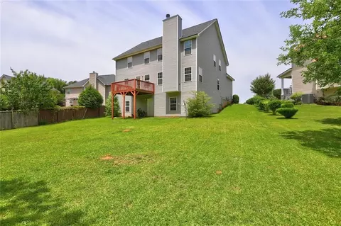Exterior - 347 Cobblestone Ct, Hampton, GA 30228 photo 6 of 7