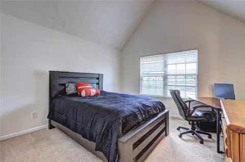 Bedroom - 347 Cobblestone Ct, Hampton, GA 30228 photo 6 of 12