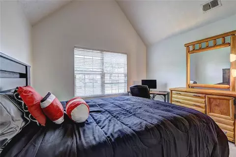 Bedroom - 347 Cobblestone Ct, Hampton, GA 30228 photo 7 of 12