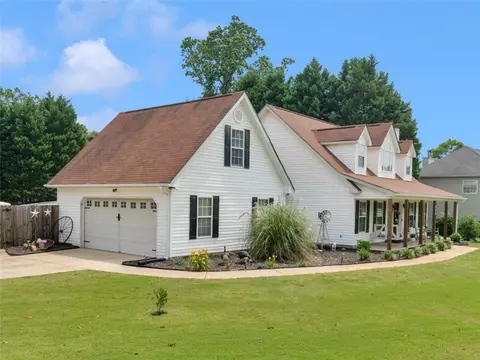 Exterior - 710 Freeman Dr, Covington, GA 30016 photo 6 of 10