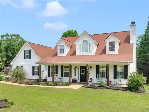 Exterior - 710 Freeman Dr, Covington, GA 30016 photo 2 of 10
