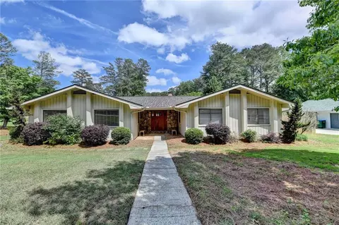 3467 Clubland Dr, Marietta, GA 30068