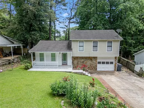 3227 Fescue Cir, Lawrenceville, GA 30044