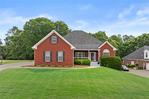9507 Greens Mill Ct, Loganville, GA 30052