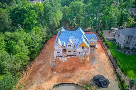 2808 Carson Garrett Ct, Buford, GA 30519