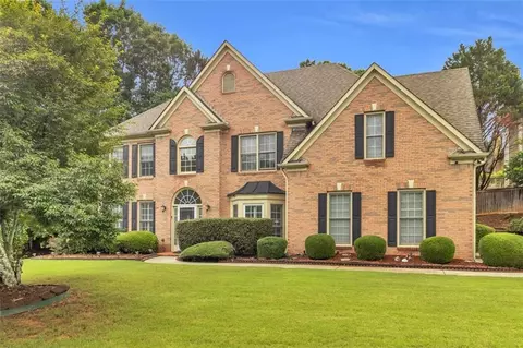 947 Summer Forest Dr, Suwanee, GA 30024