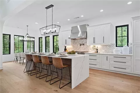 Kitchen - 2595 Grassview Dr, Milton, GA 30004 photo 2 of 10