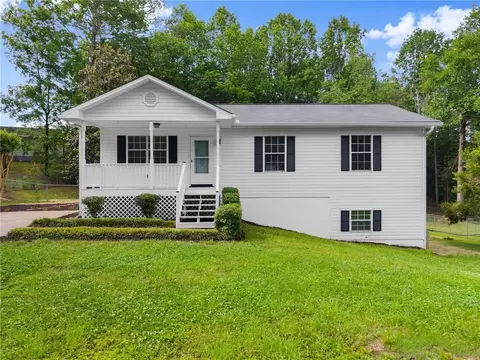 60 Weeping Willow Ln, Dawsonville, GA 30534