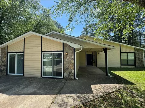 120 Squirrel Way, Atlanta, GA 30349