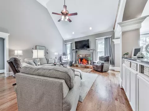 Living - 237 Libby Ln, Canton, GA 30115 photo 4 of 5