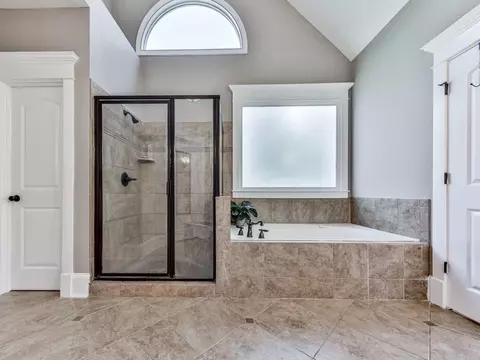 Bath - 237 Libby Ln, Canton, GA 30115 photo 2 of 7