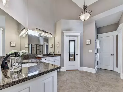 Bath - 237 Libby Ln, Canton, GA 30115 photo 5 of 7