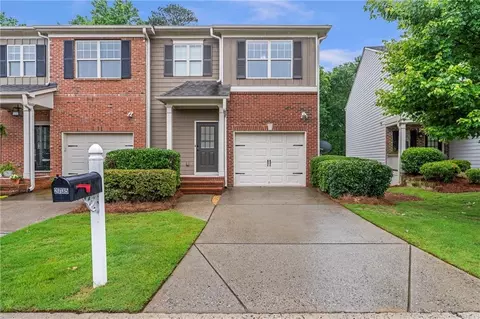 2735 Maple Park Pl #32, Cumming, GA 30041