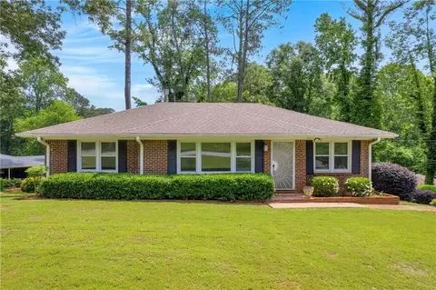 2320 Tilson Cir, Decatur, GA 30032