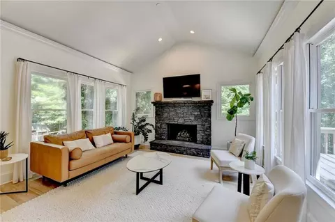 Living - 7920 Tintern Trce, Duluth, GA 30097 photo 5 of 11