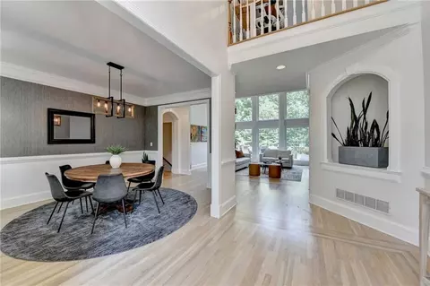 Dining - 7920 Tintern Trce, Duluth, GA 30097 photo 1 of 6