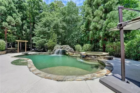 Exterior - 7920 Tintern Trce, Duluth, GA 30097 photo 11 of 20
