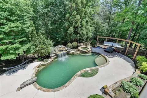 Exterior - 7920 Tintern Trce, Duluth, GA 30097 photo 2 of 20