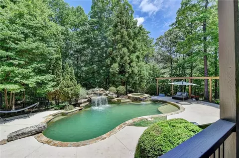 Exterior - 7920 Tintern Trce, Duluth, GA 30097 photo 10 of 20