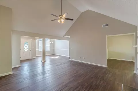 Living - 160 Goldleaf Dr, Hampton, GA 30228 photo 4 of 6