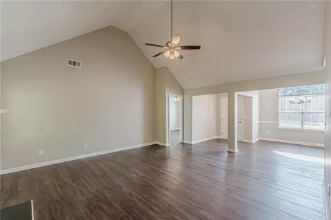 Living - 160 Goldleaf Dr, Hampton, GA 30228 photo 3 of 6