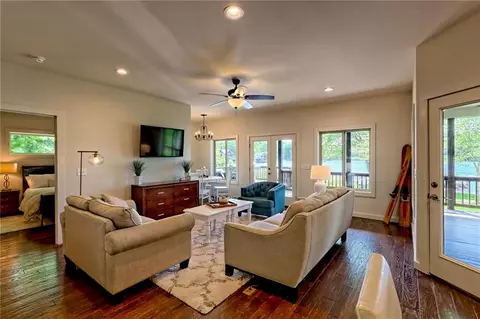 Living - 4610 Murray Cove Rd, Tiger, GA 30576 photo 2 of 4