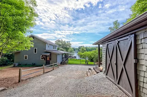 4610 Murray Cove Rd, Tiger, GA 30576